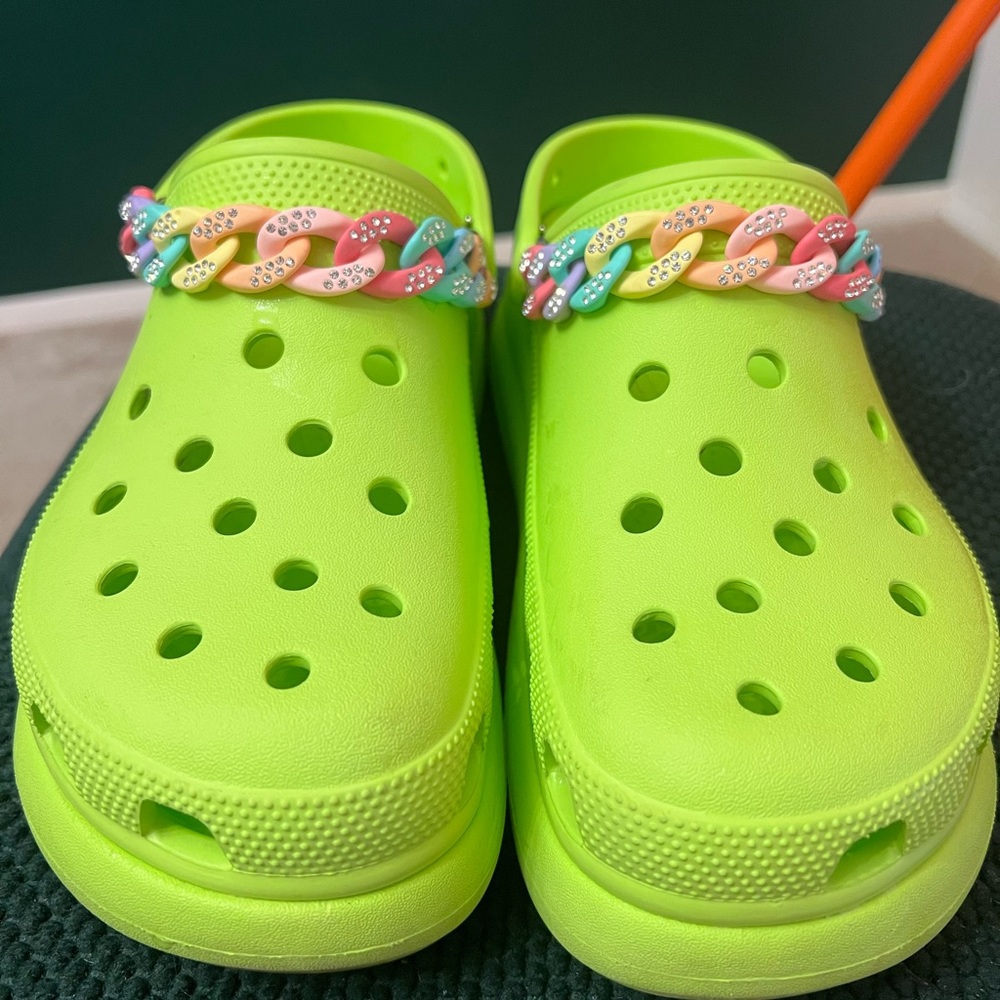 Lime Green Crush Clogs Women’s 10 men’s 8